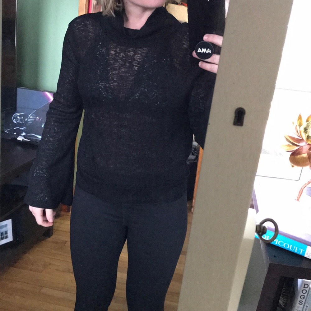 X back sheet sweater